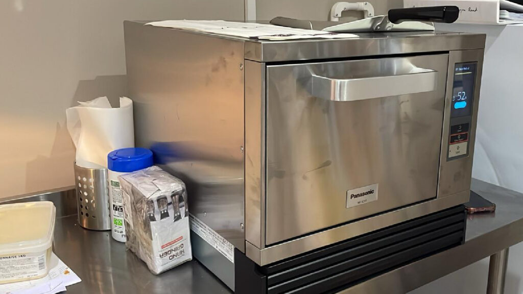 Panasonic SCV3 high speed oven at Cavan Bakery